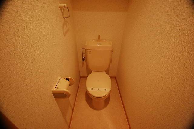 トイレ　同間取り　別室参考写真
