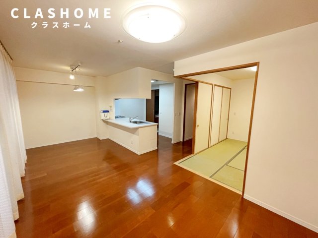 エムズシティ大府の居間写真