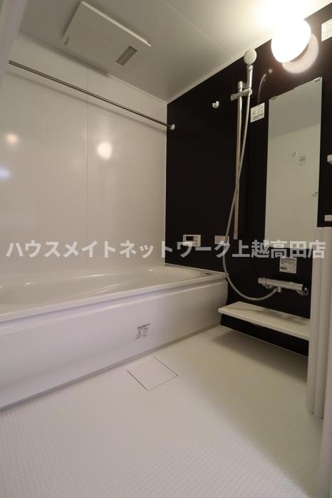 バス・シャワールーム　浴室1坪（追焚機能付）