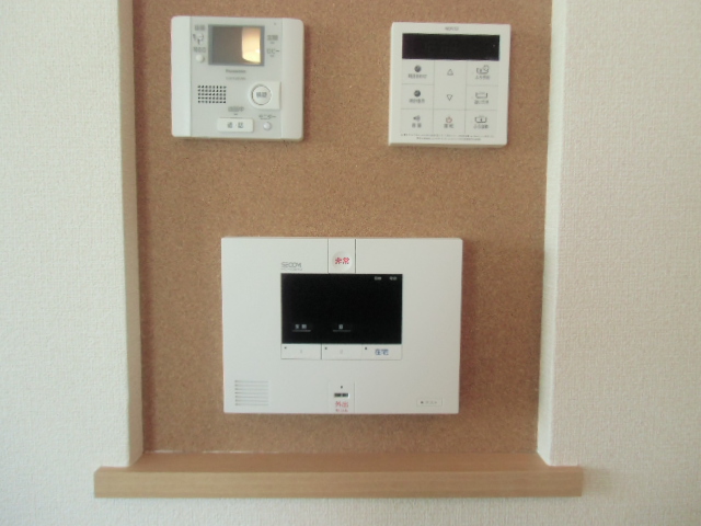 省エネ性能ラベル　安心のセコム搭載とＴＶ付オートロックモニターを完備です☆