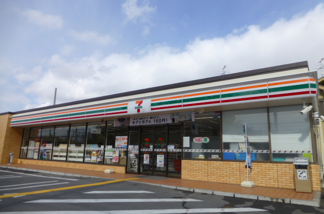 コンビニ　セブンイレブン大和高田大谷店（コンビニ）まで94m
