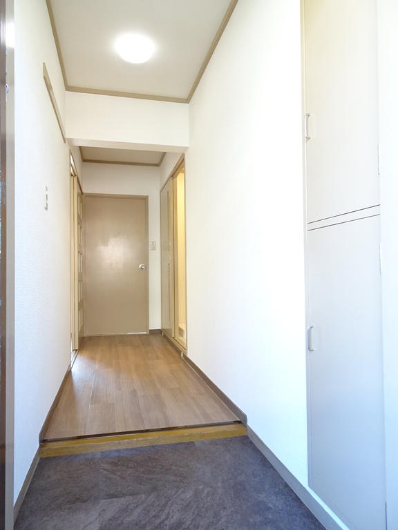 マンションジュノの玄関写真