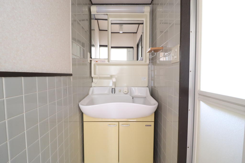 洗面設備　シャンプードレッサーです♪