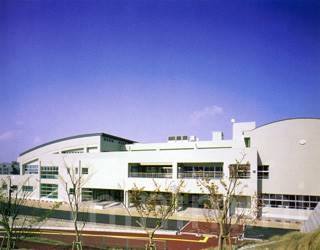 小学校　春日市立白水小学校（小学校）まで470m