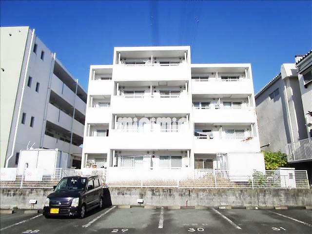 【リエス上島　Ａ館の建物外観】