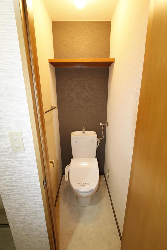 トイレ　もちろんウォシュレット！