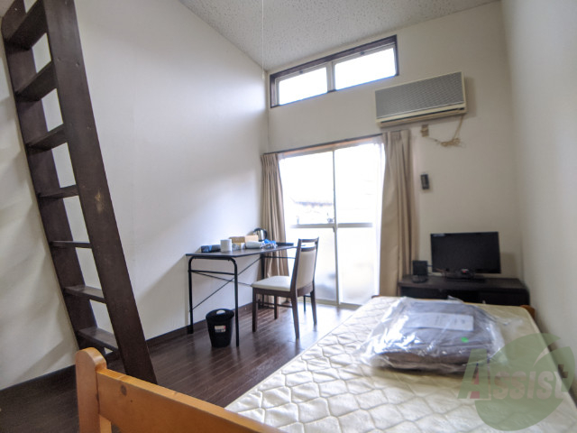 居室・リビング　家具家電付きなので、余計な出費が避けられますね。