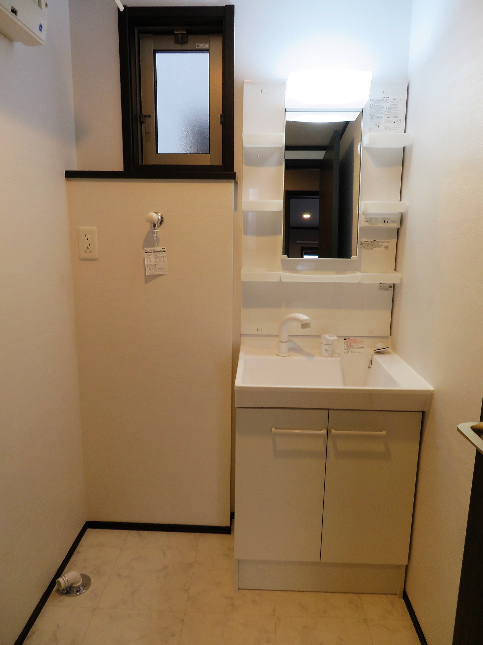 洗面設備　独立洗面台は忙しい朝の見方です！