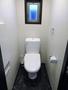 トイレ　ウォシュレットトイレ付。