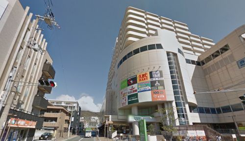 【グレイスコート神戸本山のショッピングセンター】