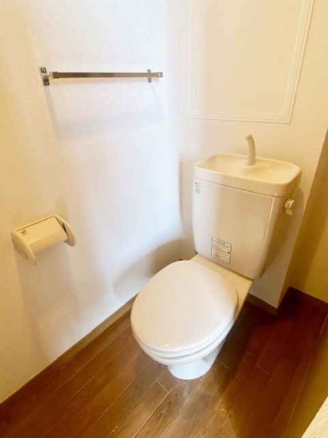 クリスタルビルIIのトイレ写真