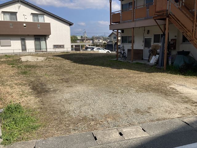 【森山アパートの建物外観】