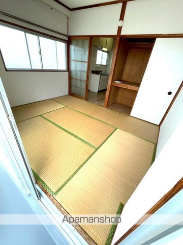 ベルヴィーユ大淀の居間写真