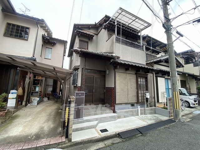 大和郡山市筒井町賃貸戸建の建物外観