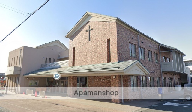 幼稚園・保育園　こうのとり保育園（幼稚園・保育園）まで439m