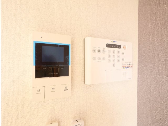 セキュリティ　TVモニターホンがあります。