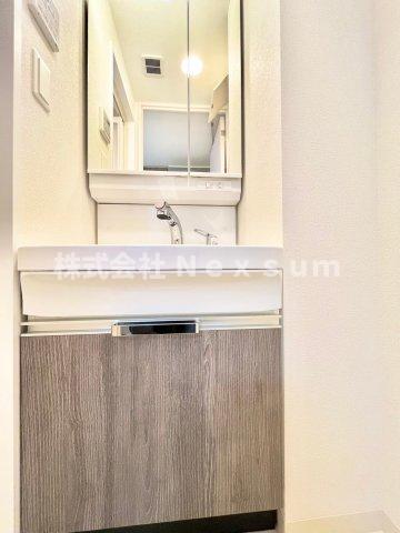 洗面設備　忙しい朝には欠かせない洗面所です