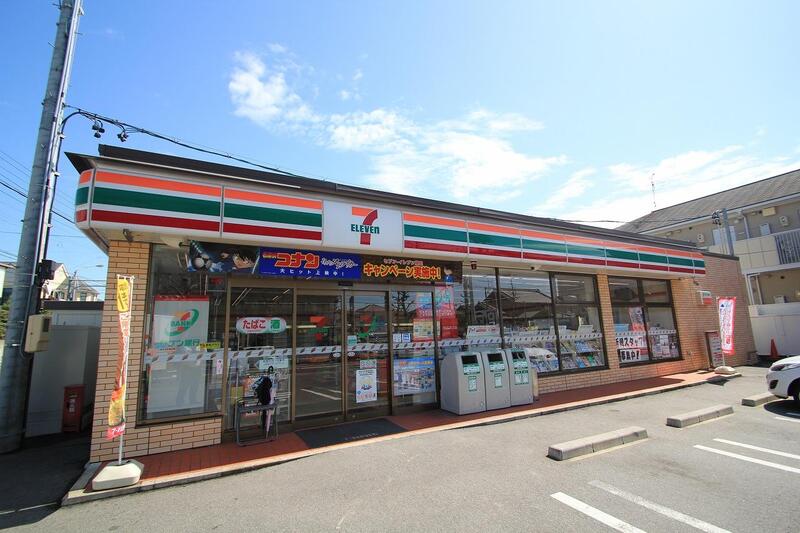 コンビニ　セブンイレブン名古屋社口1丁目店（コンビニ）まで263m