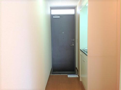 玄関　設備・仕様は号室により異なる為、現状を優先致します。