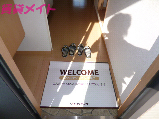 玄関　同型参考写真