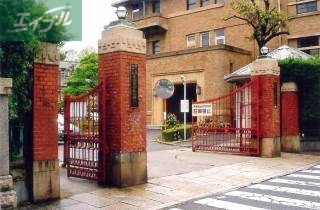 大学・短大　国立岡山大学医学部（大学・短大）まで457m