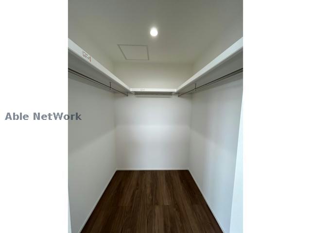 収納　ウォークインクローゼット