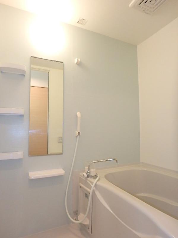 バス・シャワールーム　図面と現状に相違がある場合には現状を優先