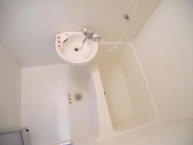 バス・シャワールーム　※類似のお部屋画像です。