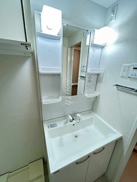 洗面設備　シャンプードレッサー