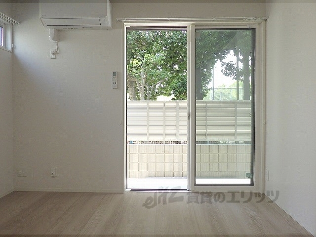 居室・リビング　洋室