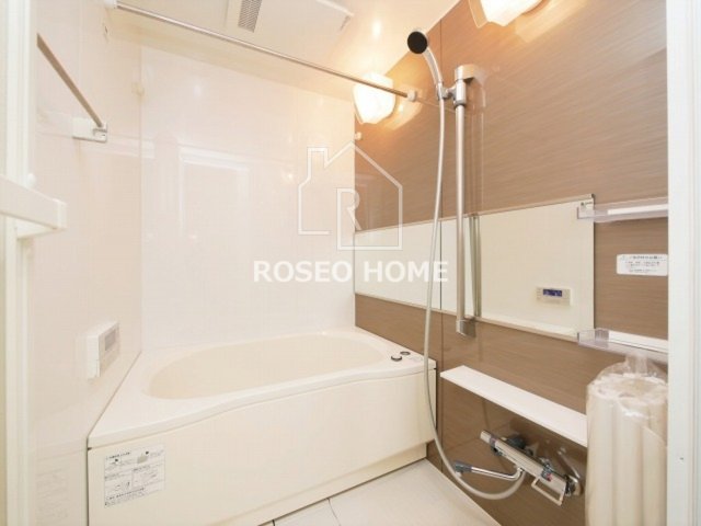 バス・シャワールーム　同マンション別部屋：参考写真