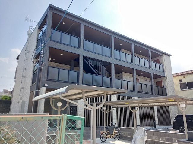 リエゾン学園前の外観写真