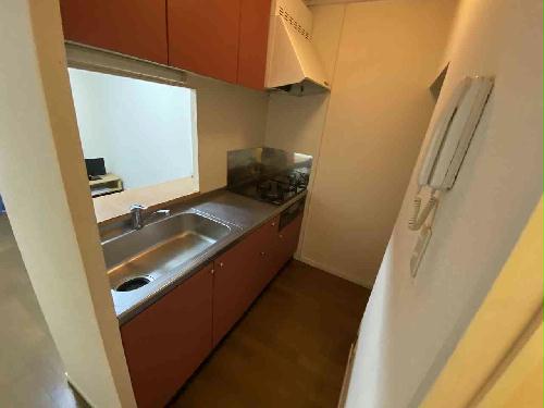 キッチン　設備・仕様は号室により異なる為、現況を優先致します。