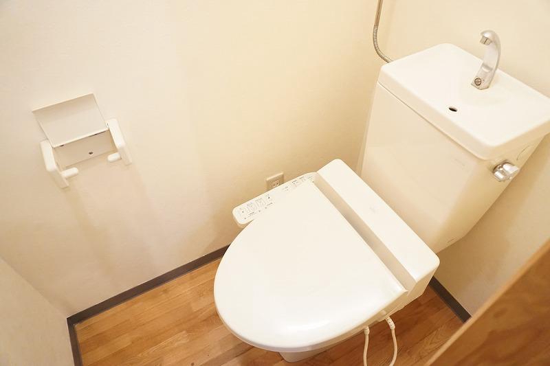 トイレ　トイレ