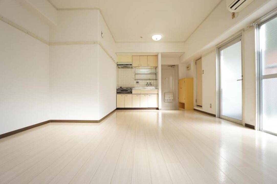 居室・リビング　リビング