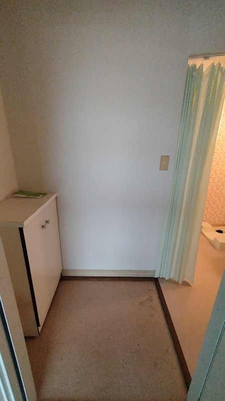 玄関　201号室の画像