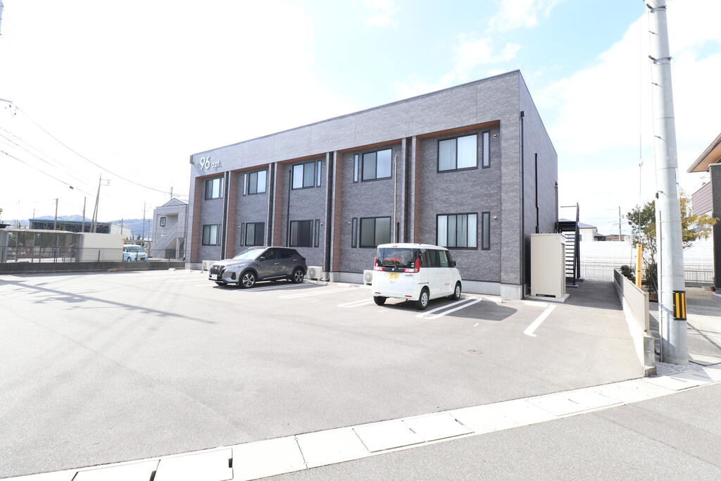 建物外観　オシャレな外観♪