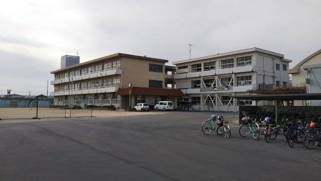 小学校　常盤小学校（小学校）まで447m