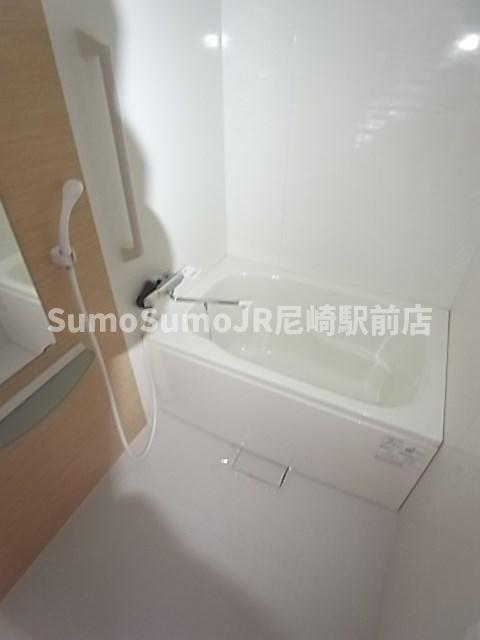 バス・シャワールーム　きれいなお風呂です