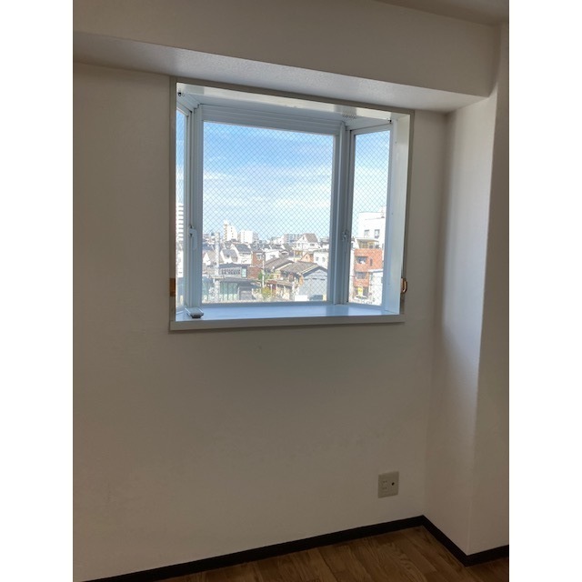 その他設備　出窓