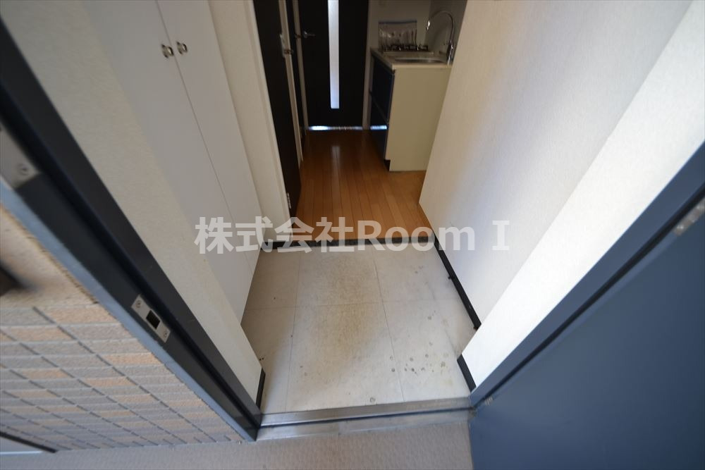 玄関　収納もある玄関です