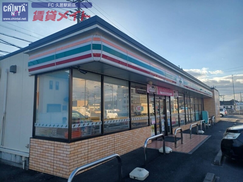 コンビニ　セブンイレブン津市雲出本郷町店（コンビニ）まで854m