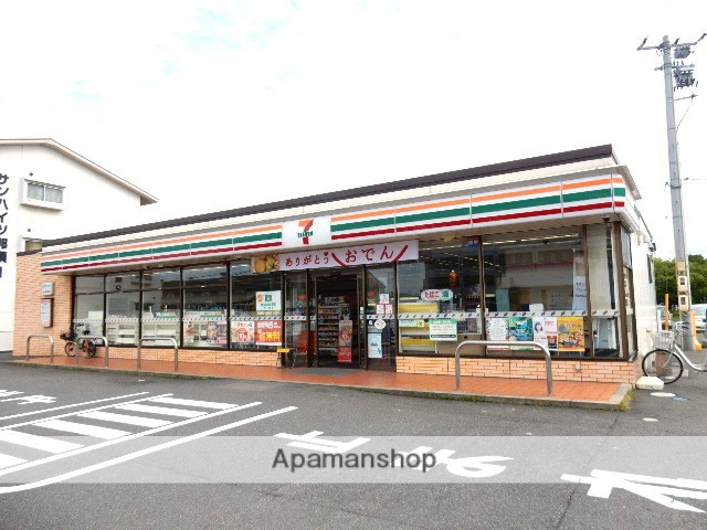 コンビニ　セブンイレブン岡山藤崎東店（コンビニ）まで631m