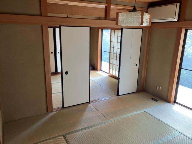 居室・リビング　１階和室