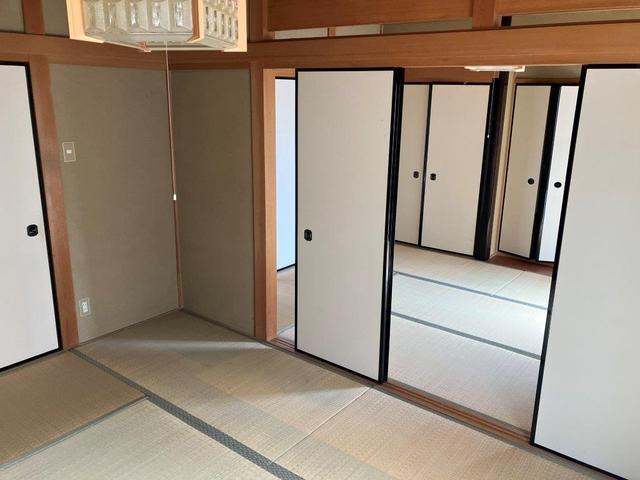 居室・リビング　１階和室