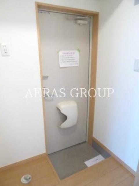 玄関　別部屋同仕様