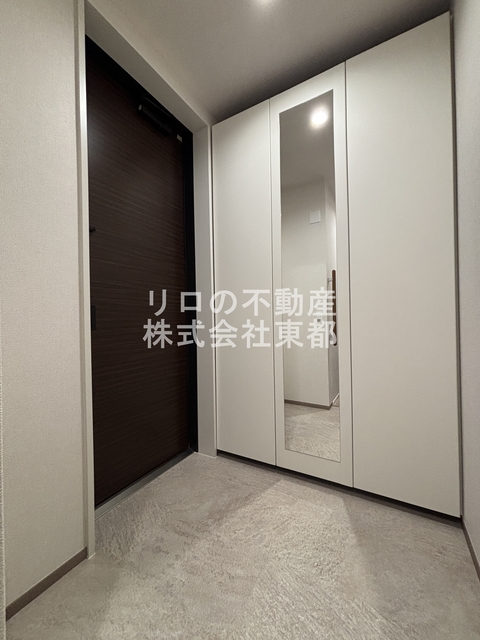 玄関　すっきりシンプルな玄関スペースです！