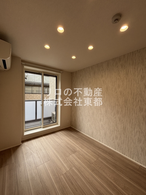 その他部屋・スペース　窓から暖かな日差しが入ります♪