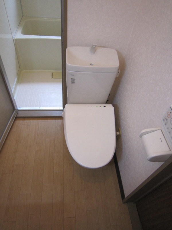 トイレ　※別部屋参考写真