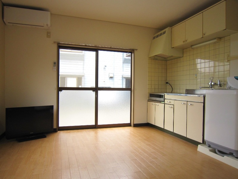 居室・リビング　※別部屋参考写真